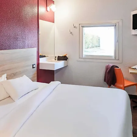 Hotelf1 Le Mans Nord Hotel *