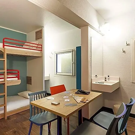 Hotelf1 Le Mans Nord Otel *