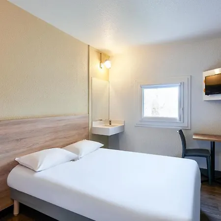 Hotel Hotelf1 Le Mans Nord