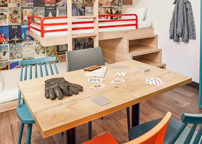 北芒一级方程式酒店 酒店 圣萨蒂南