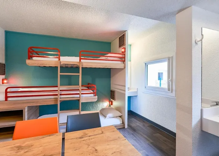 Hotell Hotelf1 Le Mans Nord *