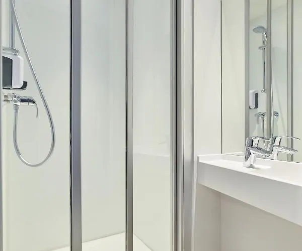 Hotelf1 Le Mans Nord *